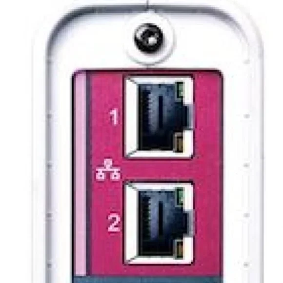 ARRIS SURFboard SB8200 DOCSIS 3.1 Gigabit Cable Modem